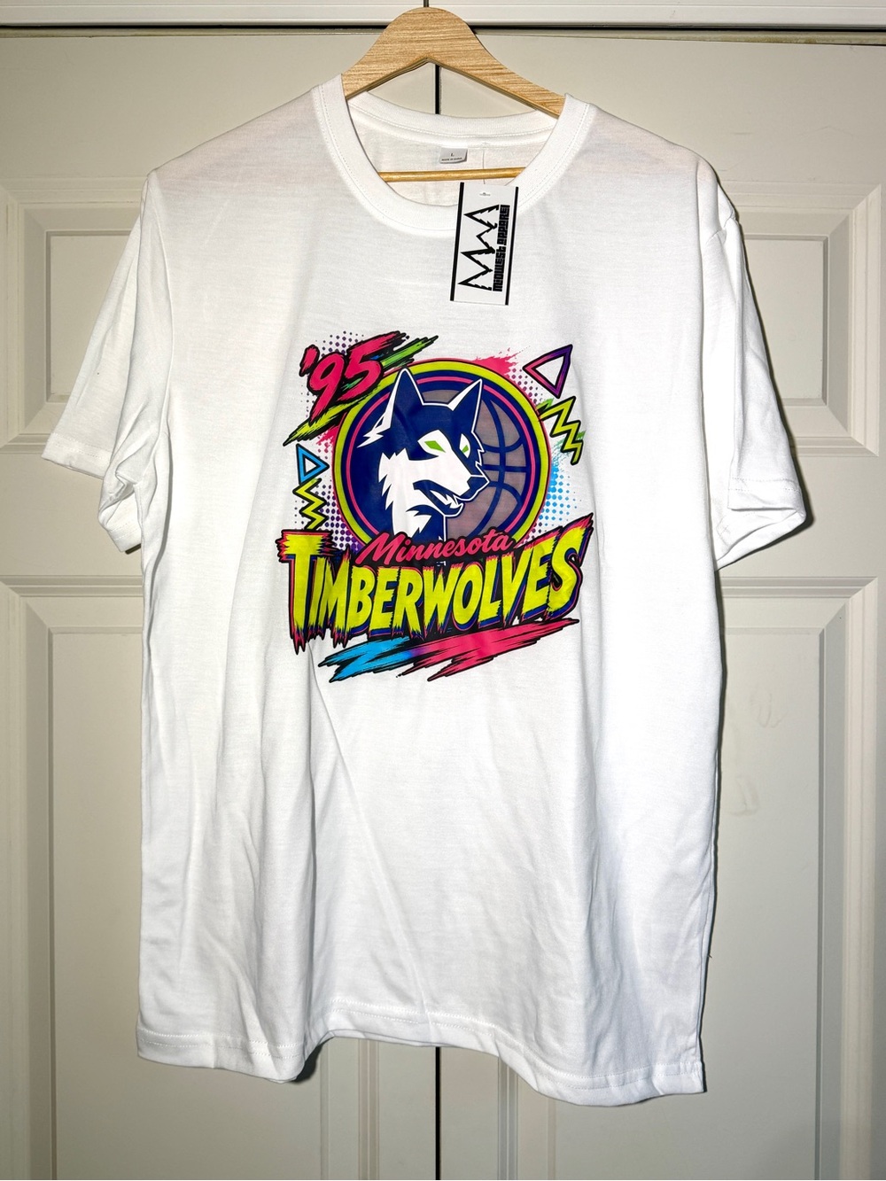 Minnesota Timberwolves '90s Graphic White Tee